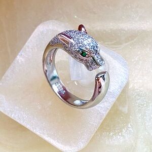 Pavé Panther Head Silver Ring with Green Eyes